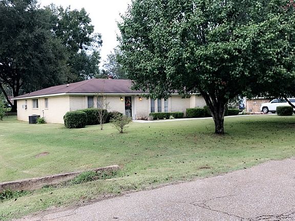 4th image of 329 Southmoor Dr