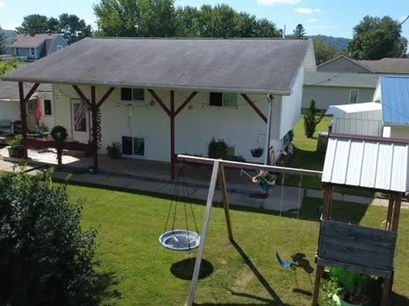 44798 E Goodrich St, Rushford, MN 55971