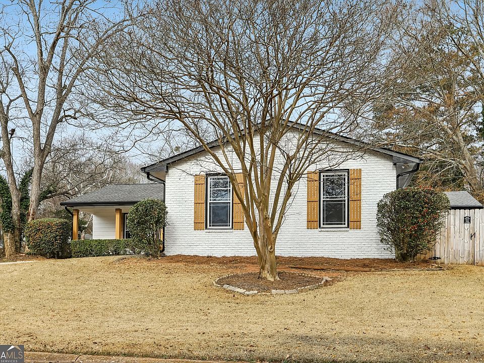 1st image of 538 Stanton Woods Dr SE