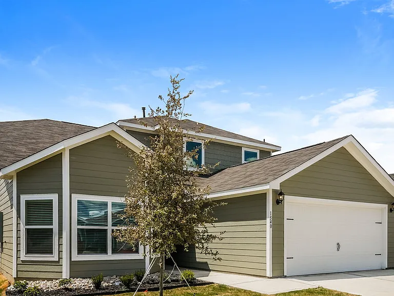 1540 Harvester Dr — Photo 4