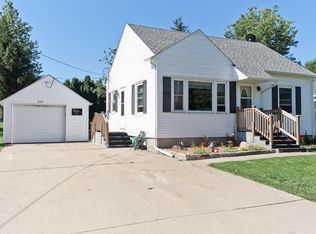 114 Ball St, Clarence, IA 52216