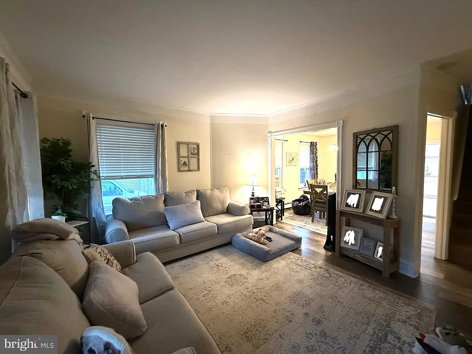 3 bed, 1.0 bath, 1232 sqft, $2,500 — Photo 4