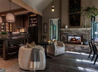 528 Quail Cove Dr, Jasper, GA 30143