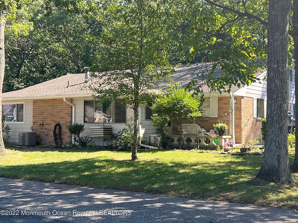 1st image of 2 Heron Street #A
