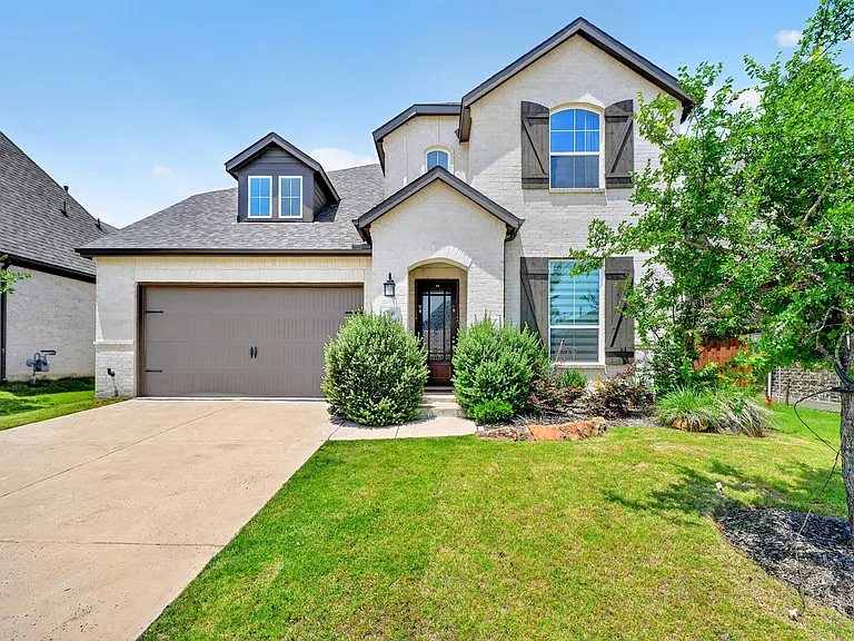 8109 Milo Fields Ln — Photo 1