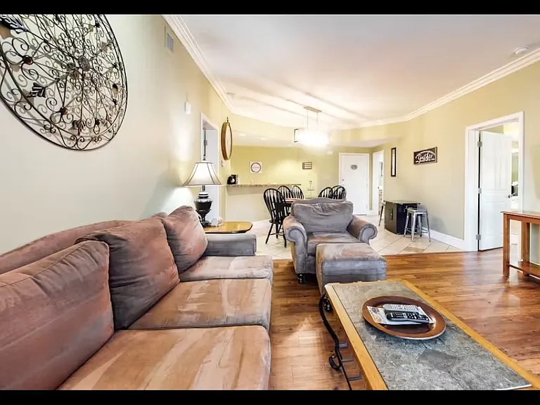 215 Woliss Ln #103 — Photo 22