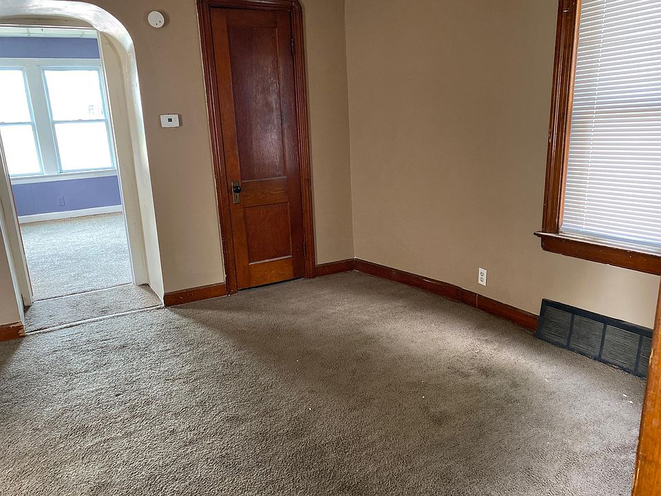 2nd image of 3611 Chatham Ave