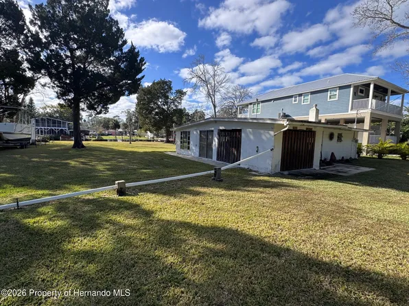 6022 Palm Creek Dr, Spring Hill, FL 34607