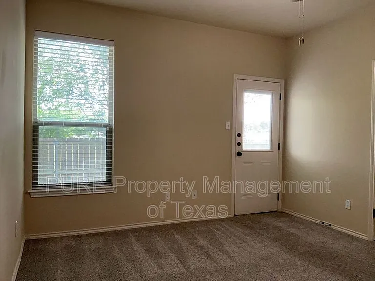 1144 Brendon Lee Ln — Photo 17