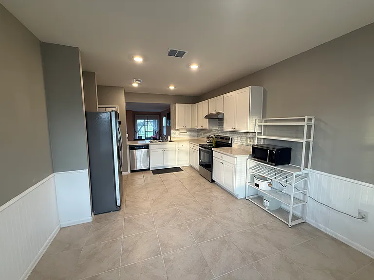 905 Noble Run — Photo 6