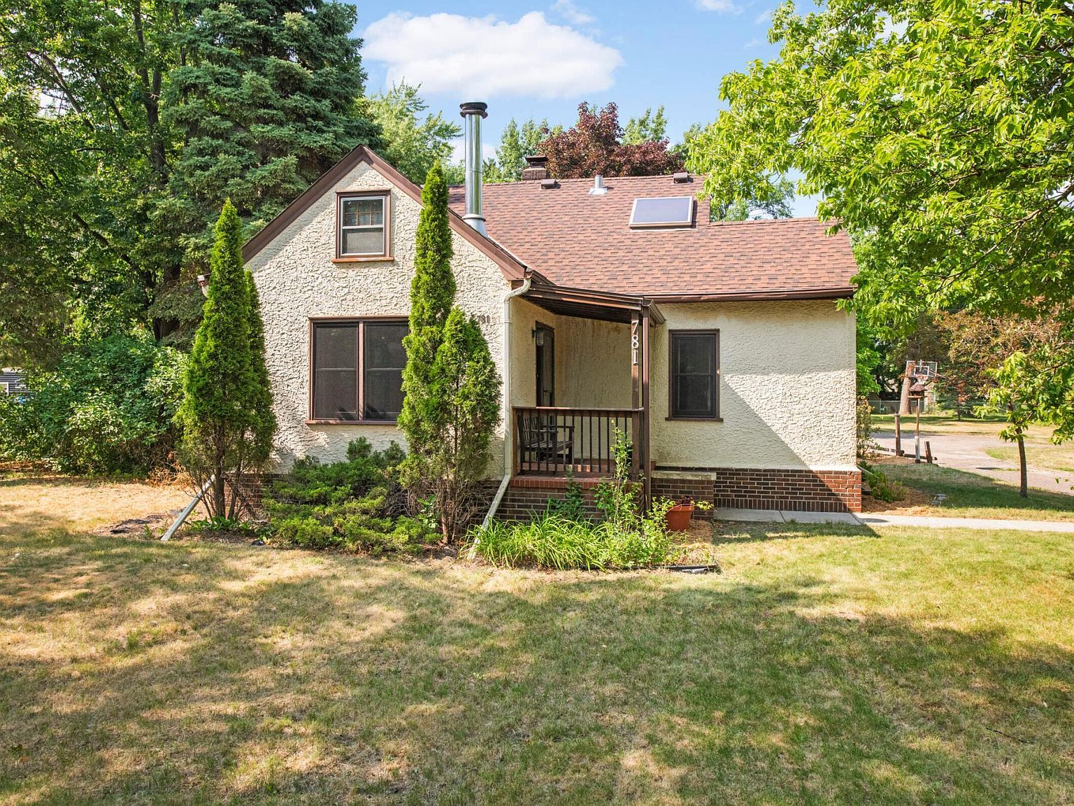 781 County Road B W, Roseville, MN 55113 | Zillow