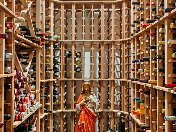 529 West 42nd Street image 9 of 17