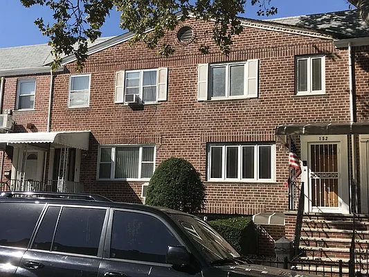 Sold by Pecoraro Realty | media 1