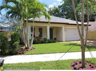 120 NE 17th Ave, Fort Lauderdale, FL 33301