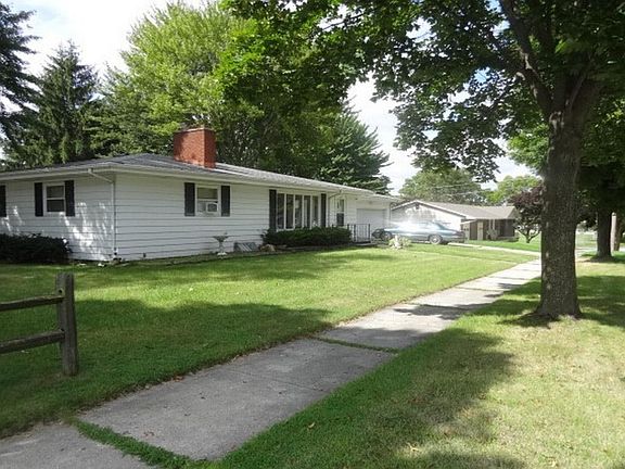 2nd image of 1369 Kellogg St