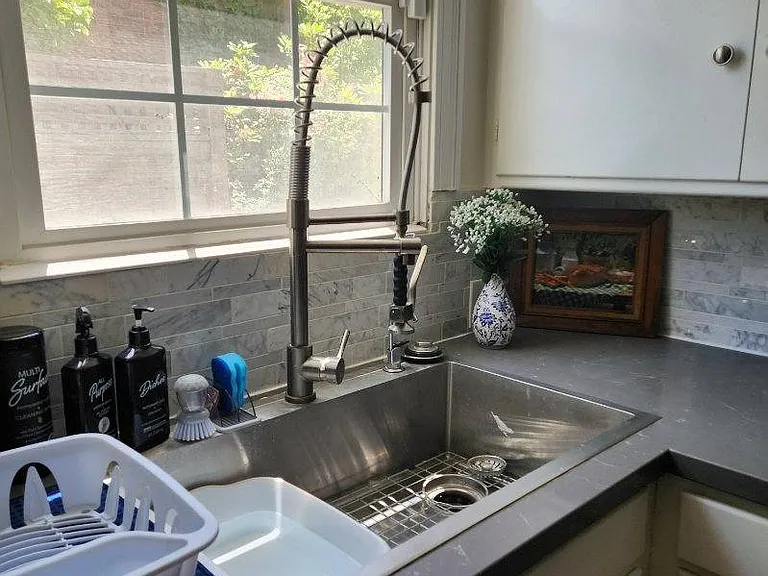 1530 N San Joaquin St — Photo 7