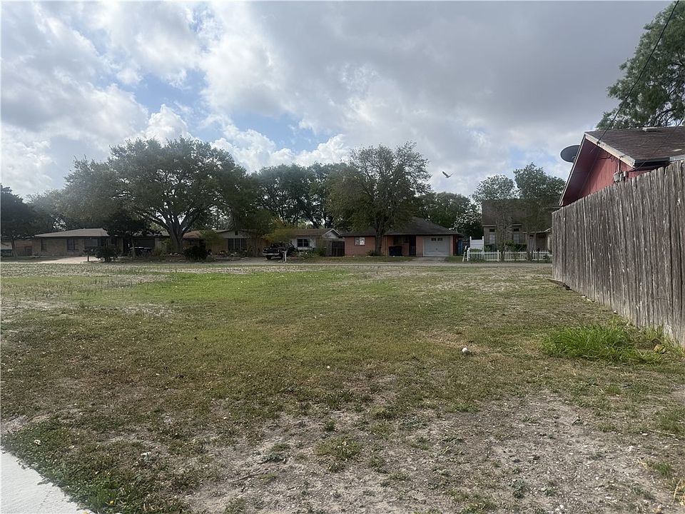 2nd image of 10626 Veda Dr
