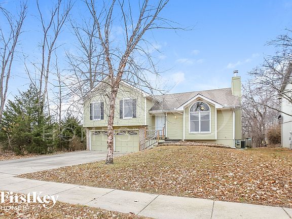 2nd image of 8320 N Allenton Dr