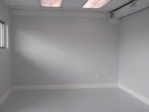 5th image of 80 West Ave