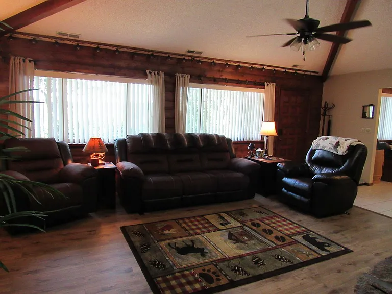 142 Port Niangua Ln — Photo 13
