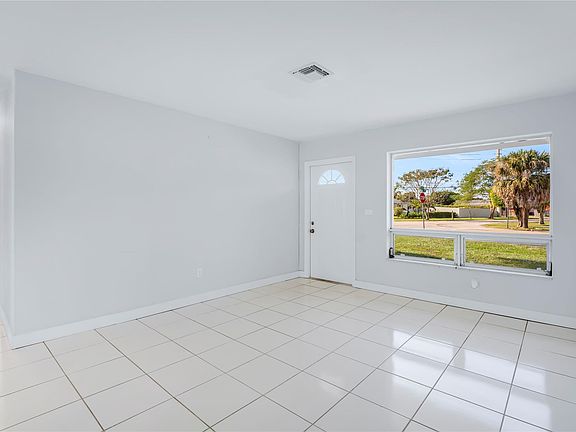 5th image of 17341 NW 53rd Avenue
