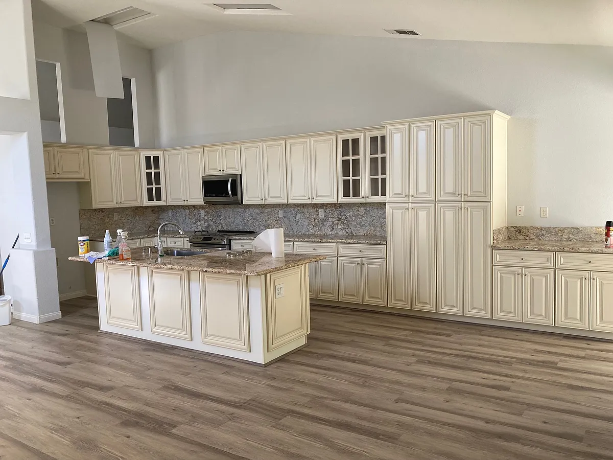 Building Photo - 1052 Shadow Crest Cir