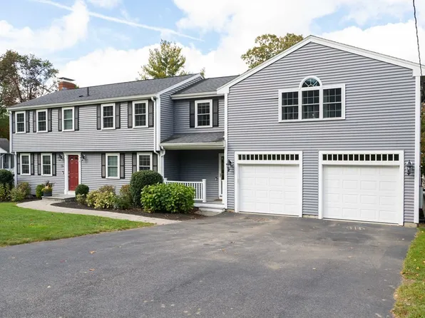 6 Old Meadow Ln, Canton, MA 02021