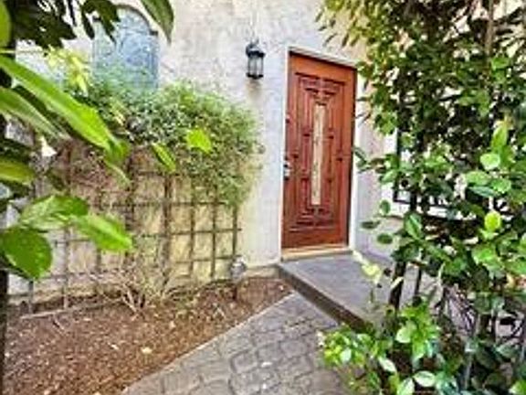 5th image of 29715 Windsong Ln