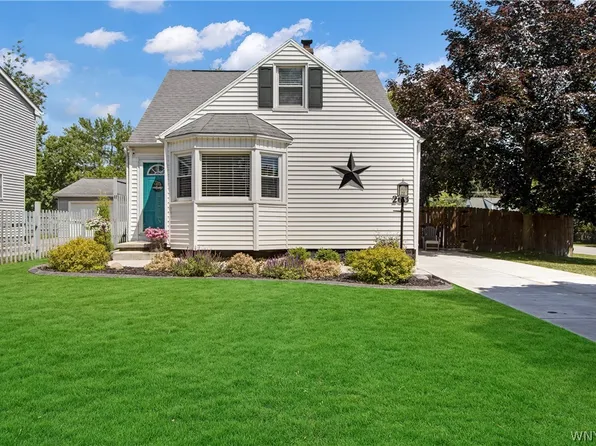 263 S Huxley Dr, Cheektowaga, NY 14225