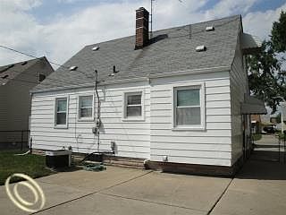 2nd image of 13539 Superior St