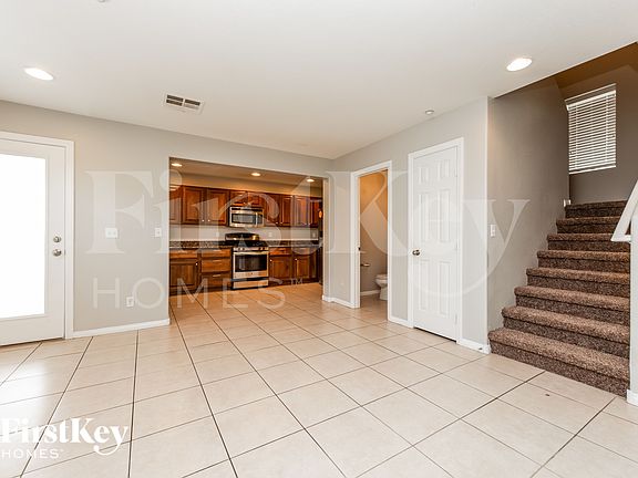 2nd image of 8936 Amy Olivia Ave