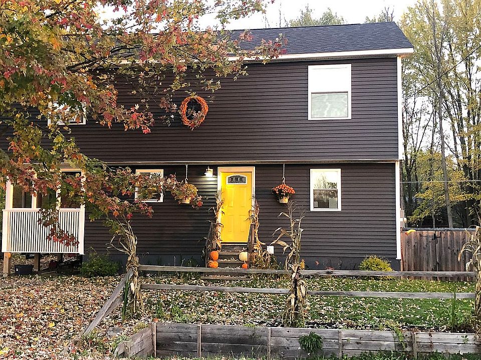 2nd image of 3357 Center St
