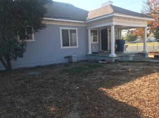 2 E Kearney Blvd, Fresno, CA 93706