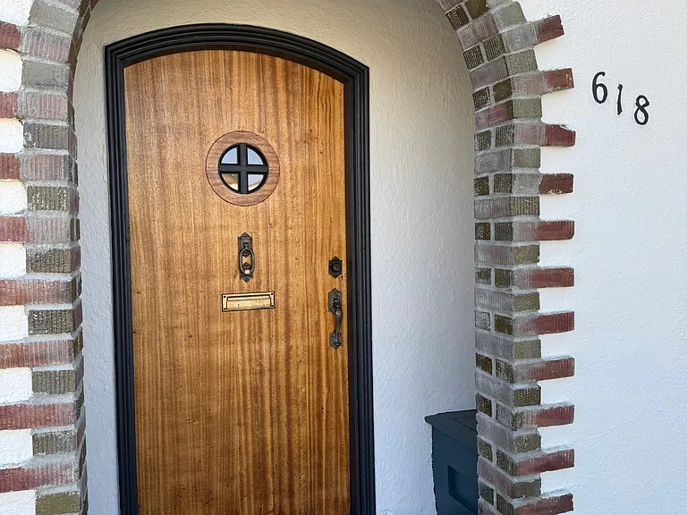 Original door and entry with built-in milk boxes!