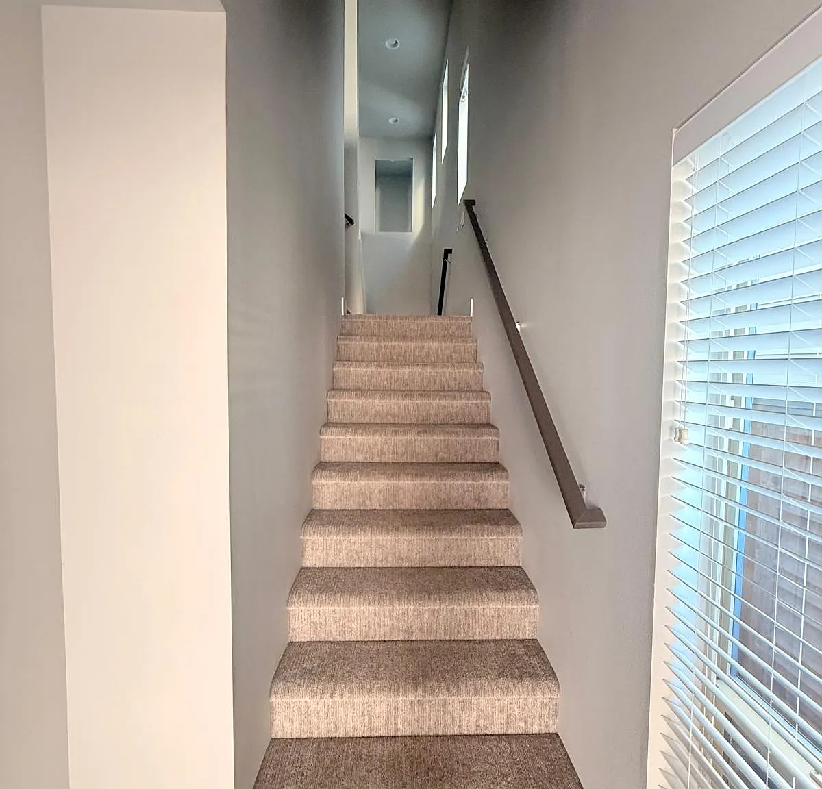 4 bed, 3.5 bath, 2431 sqft, $3,600 — Photo 3