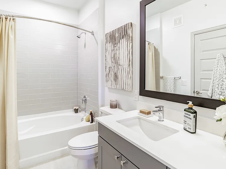 Alys Crossing Apartments — Photo 44