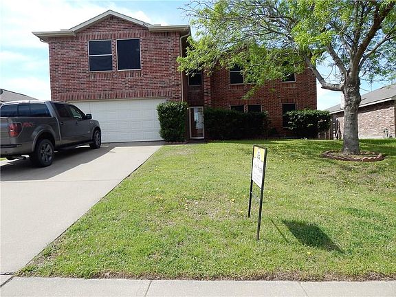 3rd image of 4217 Boxwood Dr