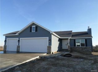 138 Riverdale Woods Cir, Saint Paul, MO 63366