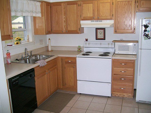 1st image of 939 Avenue H