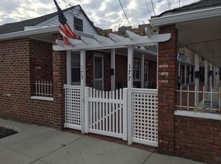 177 Beach 109th St APT 1, Rockaway Park, NY 11694