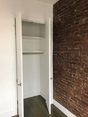 Rented by Whitestone Realty Group Inc | media 20