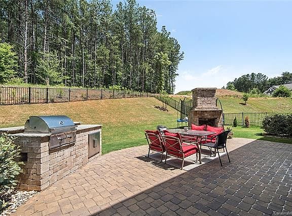2nd image of 0104 Swamp Rose Dr