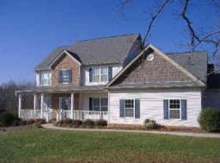 4326 Homestead Dr, Gainesville, GA 30506