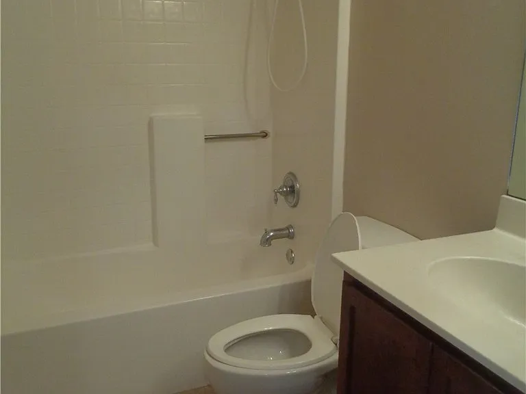 2463 Nature Pointe Loop — Photo 37