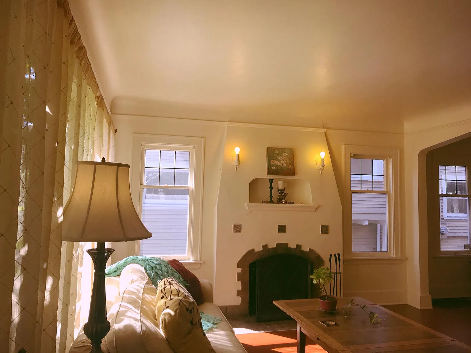 2401 Boylston Avenue E — Photo 2