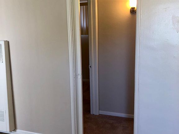 5th image of 5615 Riverton Ave #5615