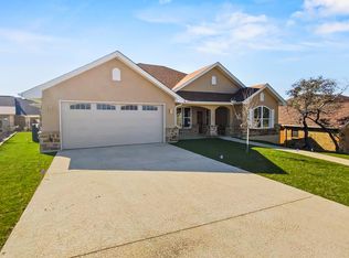 1903 Chalet Cir, Kerrville, TX 78028