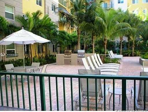 4th image of 6001 SW 70th St APT 505