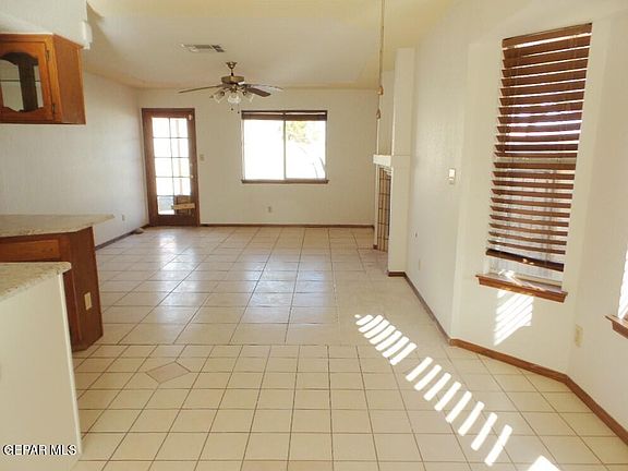 5th image of 1776 Dean Jones St