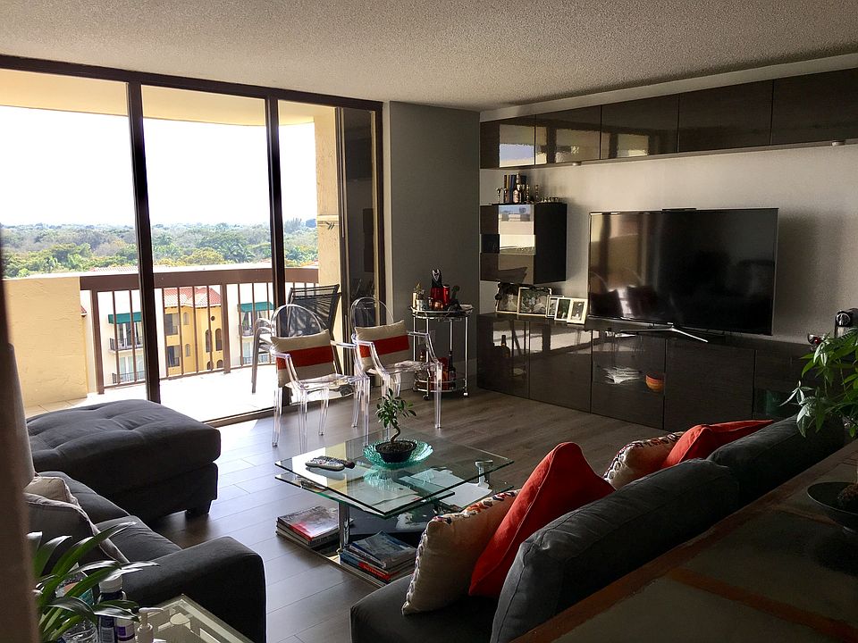 1st image of 600 Biltmore Way APT 918